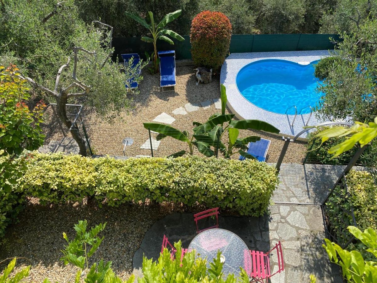 Residenza Costarossa Apartment Imperia Exterior photo