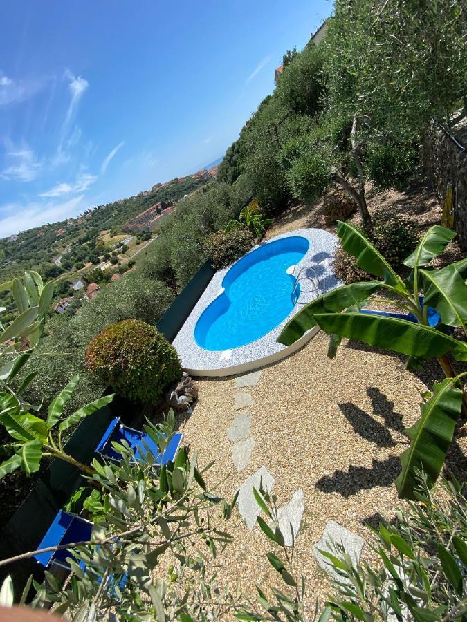 Residenza Costarossa Apartment Imperia Exterior photo
